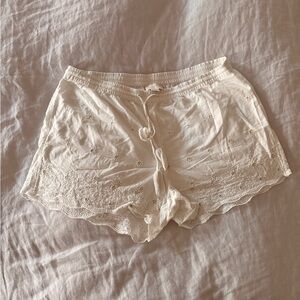 GapLove (s)  Women’s Cream Embroidered Lace Sleep Shorts